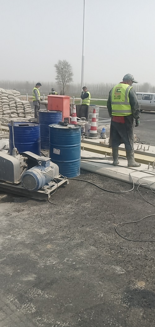新余公路路基回填土压密注浆